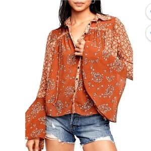 Free people blouse with flare sleeve